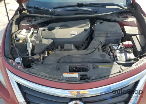 2015 Nissan Altima 2.5 z USA, uszkodzony, nr VIN 1N4AL3AP4FC130773